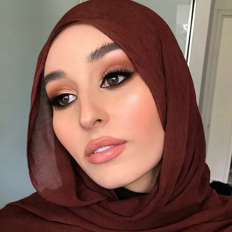 Simple Christmas Makeup Looks