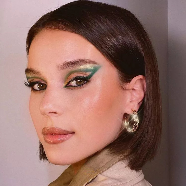 Simple Christmas Makeup Looks