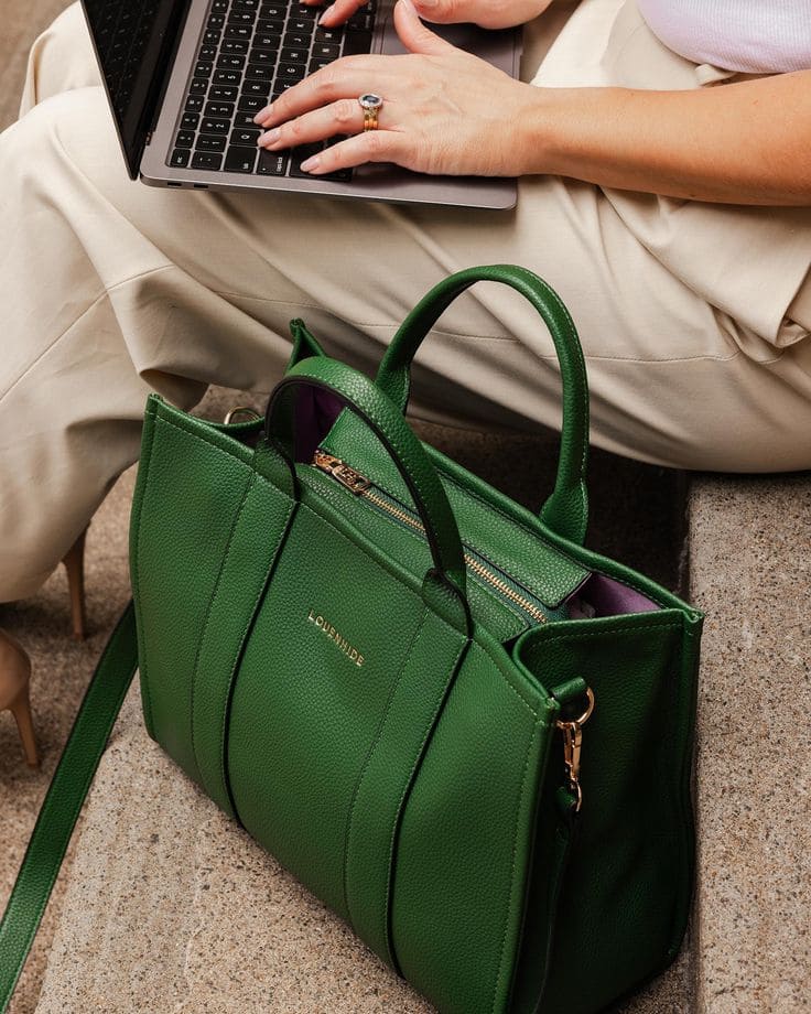  Sleek Work Bag