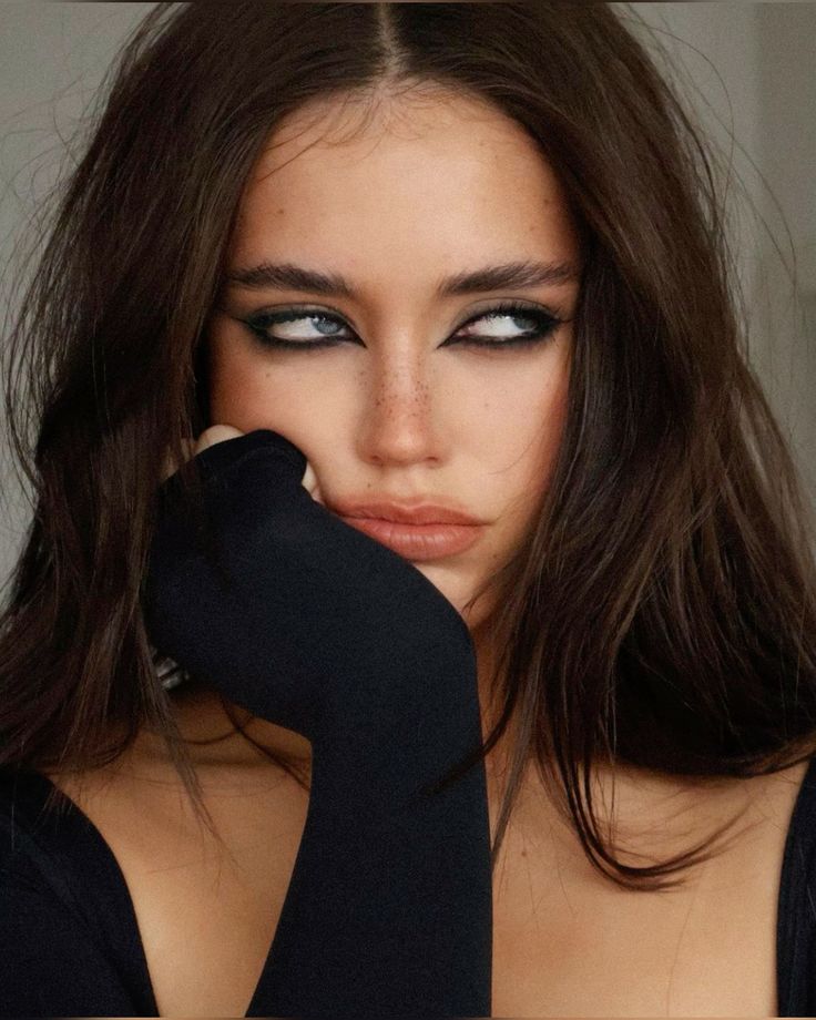 Smudged Eyeliner Makeup