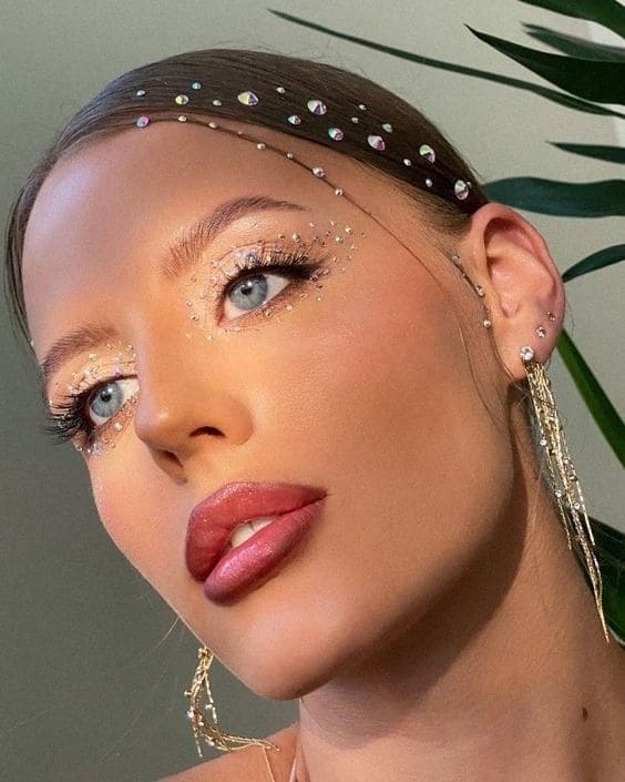 Sparkling Gemstone Look