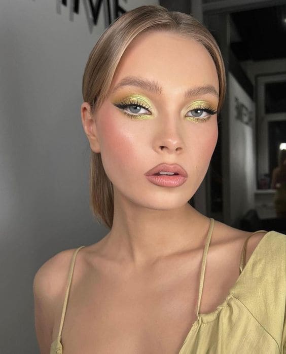 Striking Eyeshadow