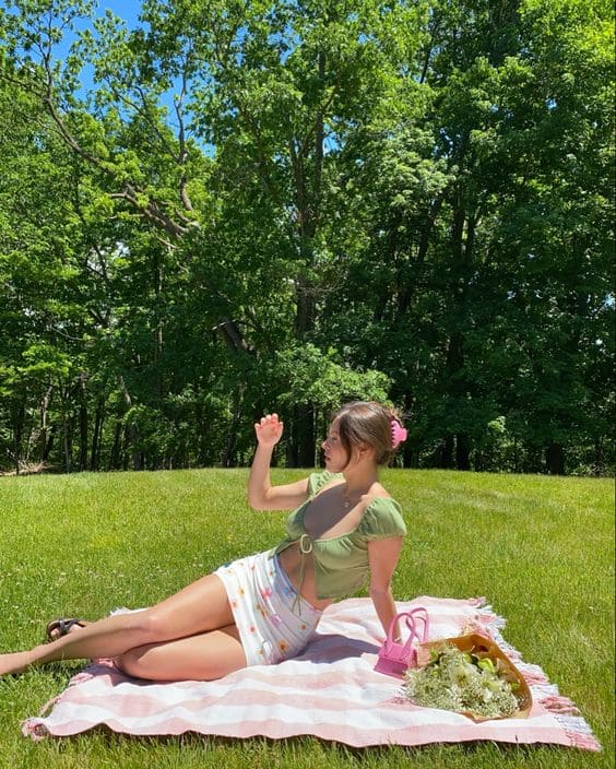 Summer Date Outfits For Picnic