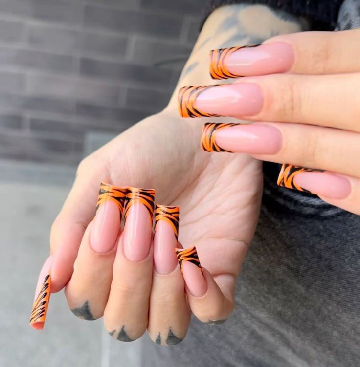 Tiger Nail Art2