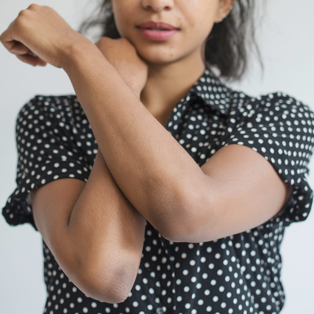 Understanding What Causes Dark Elbows