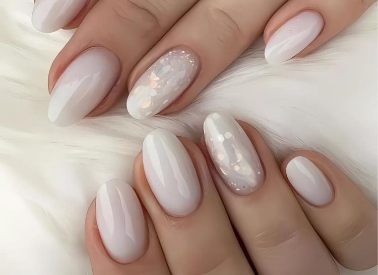 50+ Refined White Nail Ideas For An Elegant Look