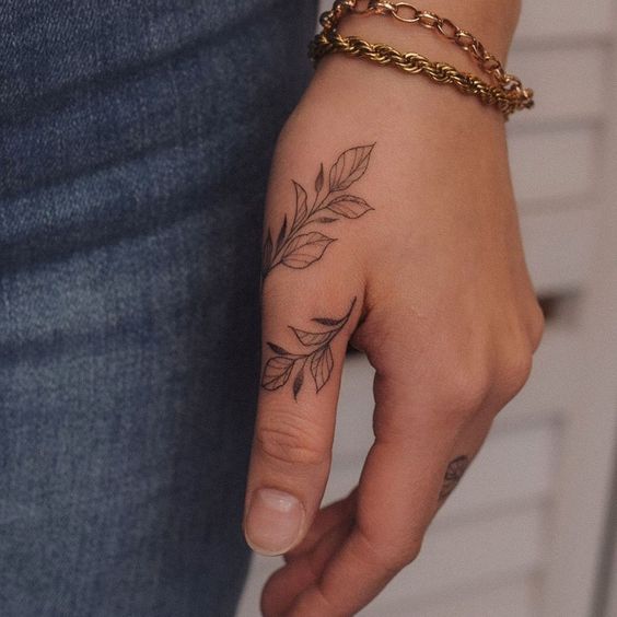 Wrapping Vine Inks On Finger