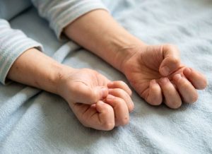 12 Key Signs of Seizures and How to Respond with Proper First Aid