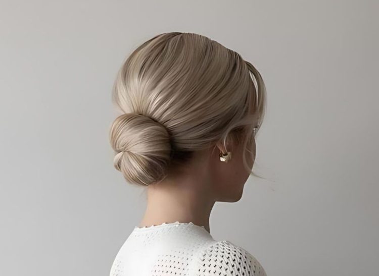 50+Effortless Cool Bun Hairstyles For The Chicest Look