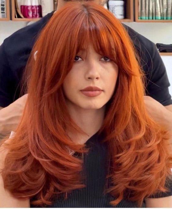 90s Layered Haircut With Bangs