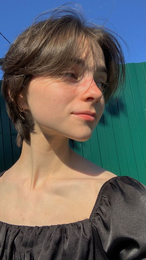 90s Layered Pixie Cut