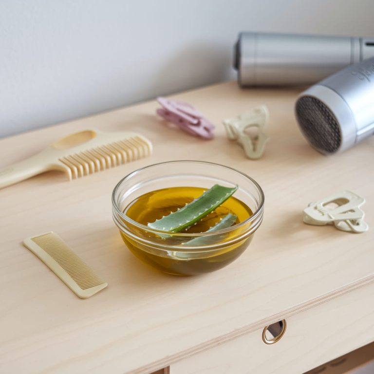Aloe Vera and Olive Oil Hair Treatment