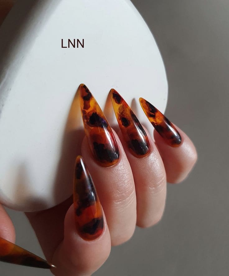Amber Nail Art