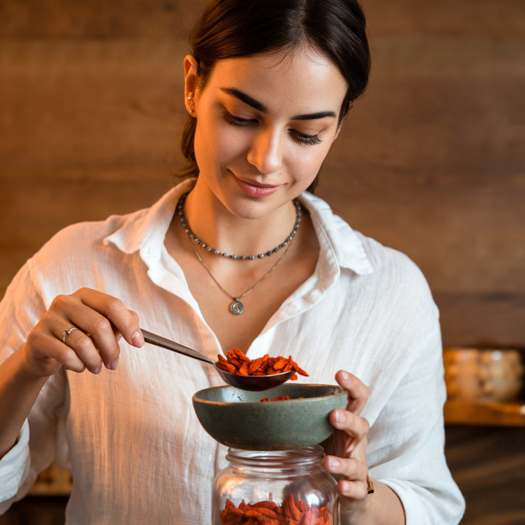 Anti-Aging Benefits of Goji Berry Remedies
