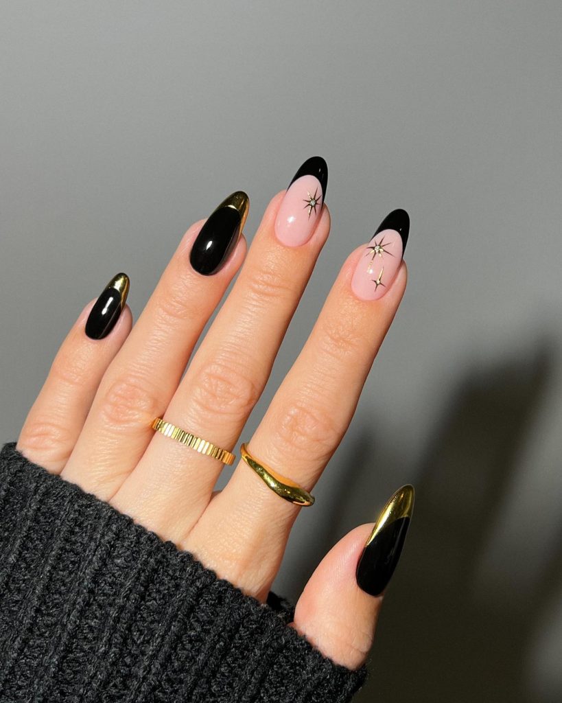Black And Gold Winter Nails