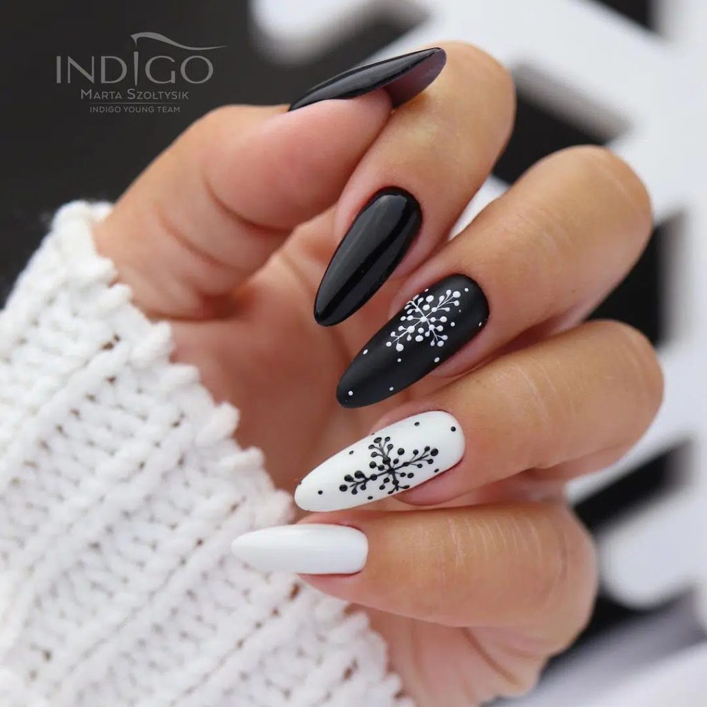 Black And White Christmas Manicures