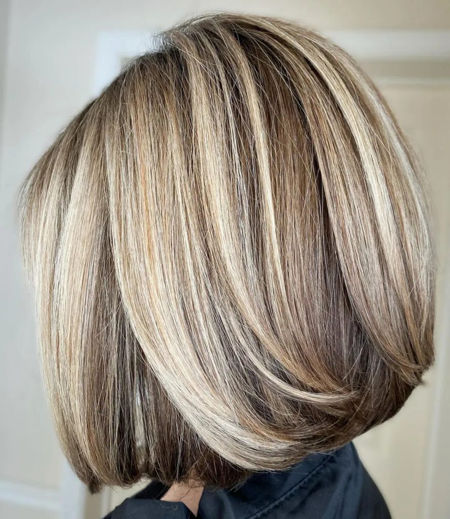  Bob With Sandy Blonde Highlights