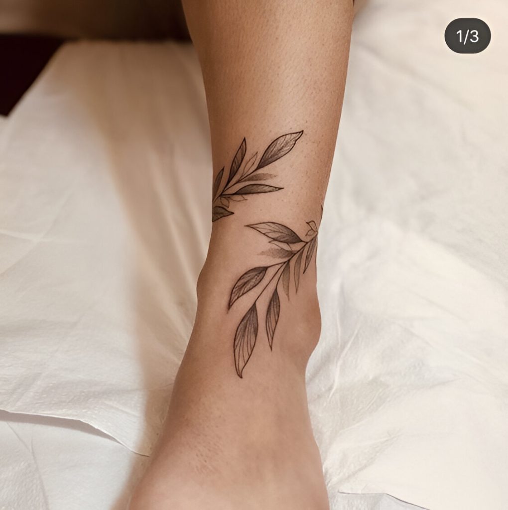  Bold Leaf Design