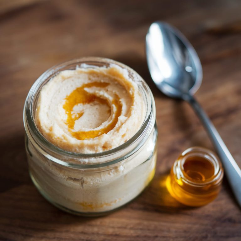 Castor Oil and Baking Soda Face Scrub for Smooth Skin