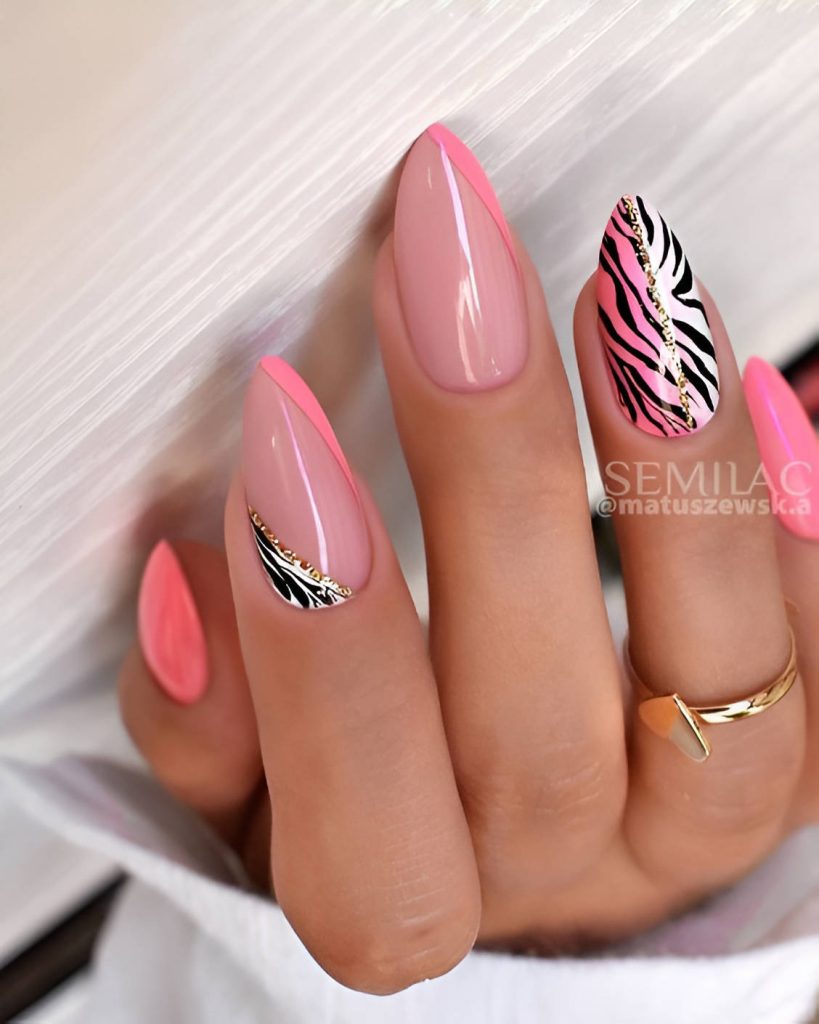 Chic Black-And-White Animal Print Nail Designs
