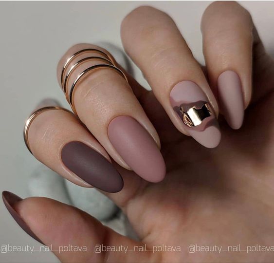 Chrome Matte Nail Ideas4