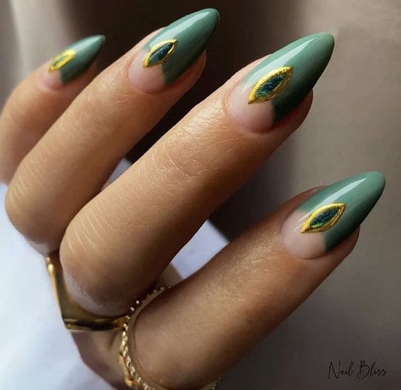 Classy Green Manicures