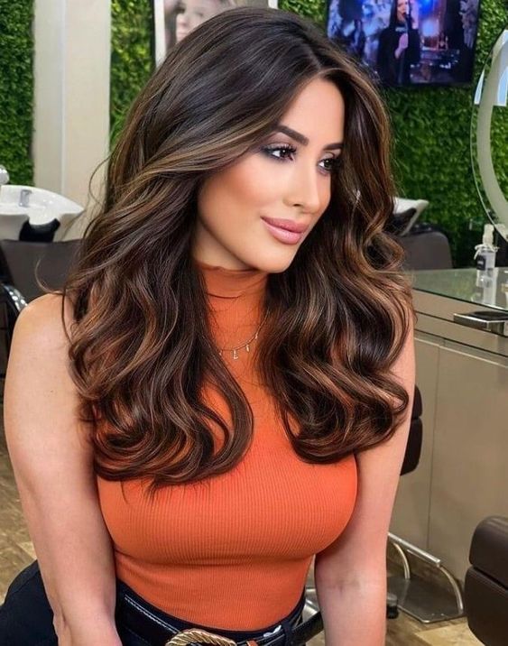 Classy Middle-Part Curls