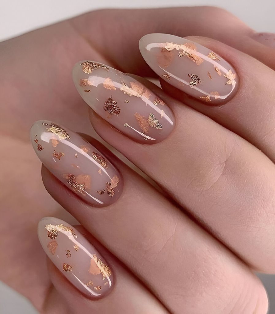  Classy Short Almond Nails