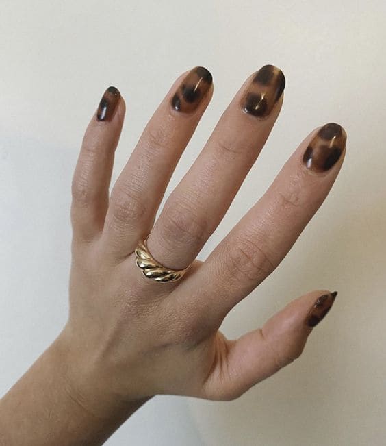 Clear Tortoiseshell Manicure
