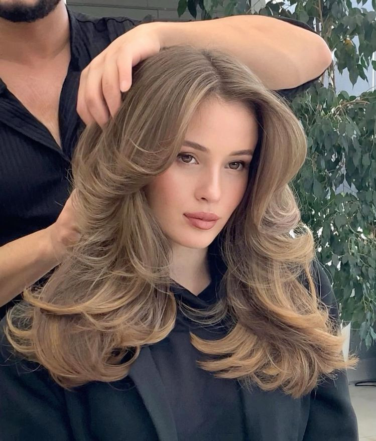 Curly Long Layered Hair With Bangs