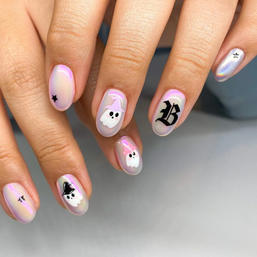 Cute Hologram Ghost Short Nails