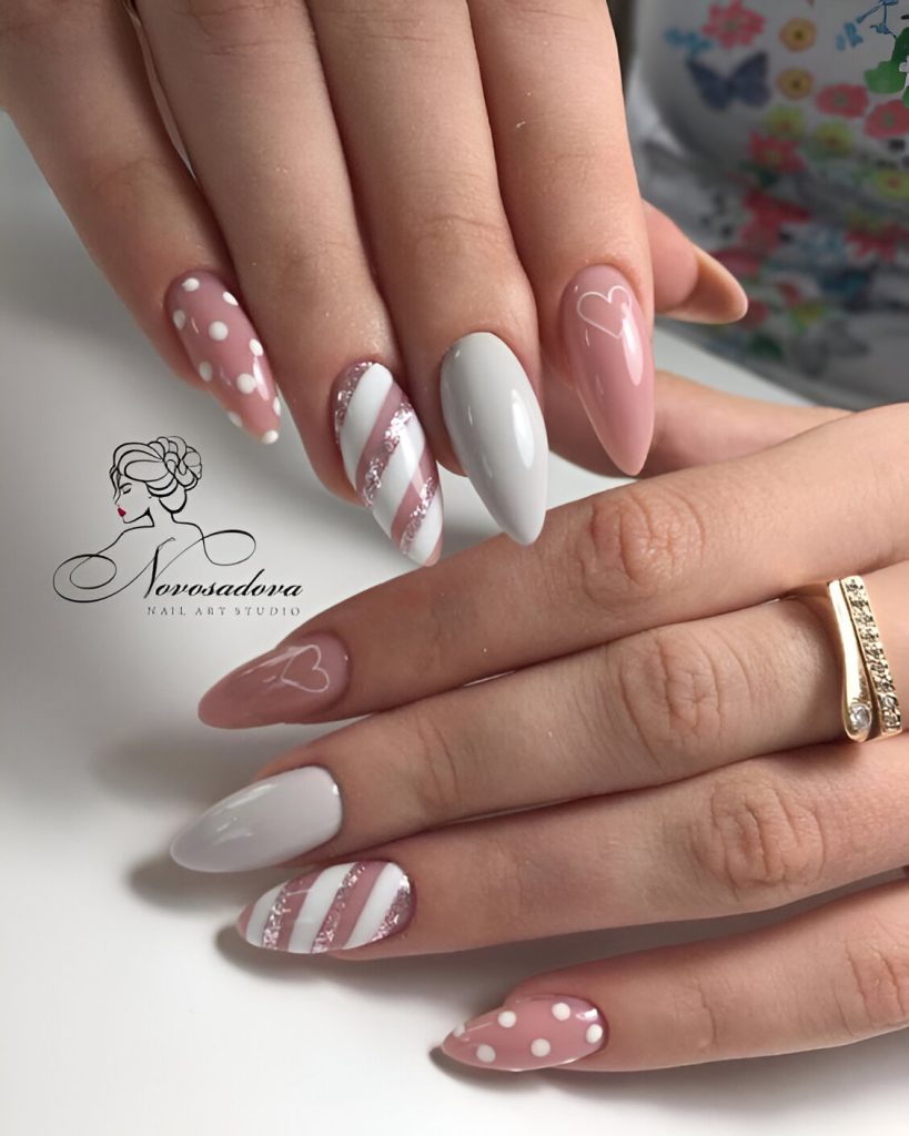  Cute White Christmas Nails