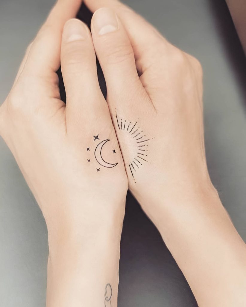 Dainty Minimalist Tattoos For Hands