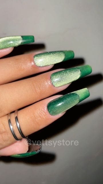 Emerald Cat Eye Nails