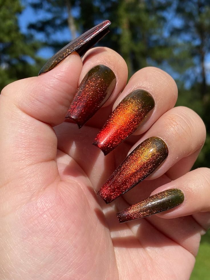 Fall Glitter Vampy Nails