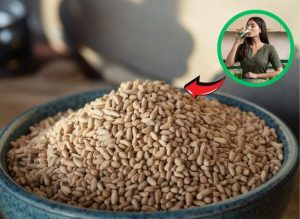 Fenugreek Water to Nourish Your Hair From Within