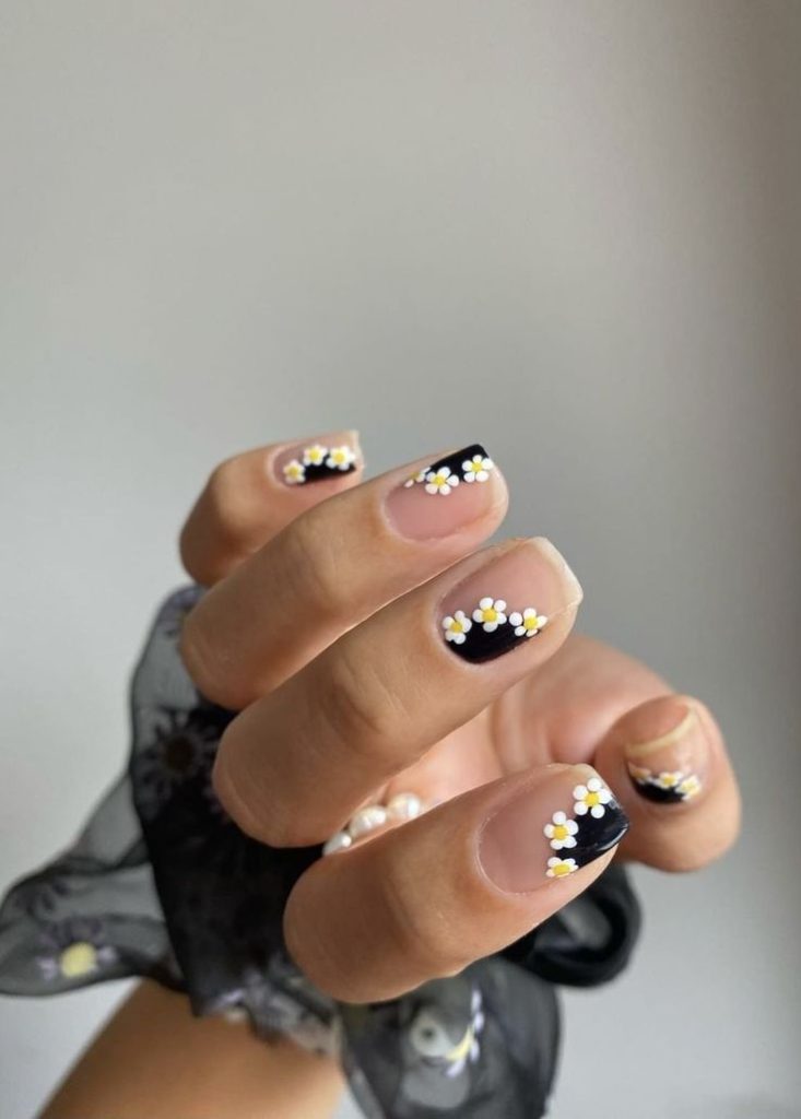 Floral Black And White Nail Designs