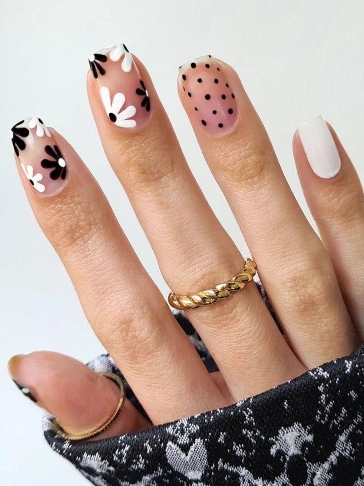 Floral Black And White Nail Designs