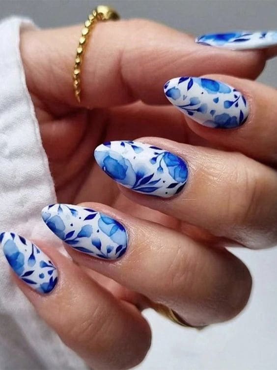 Floral Porcelain Acrylic Nail Set