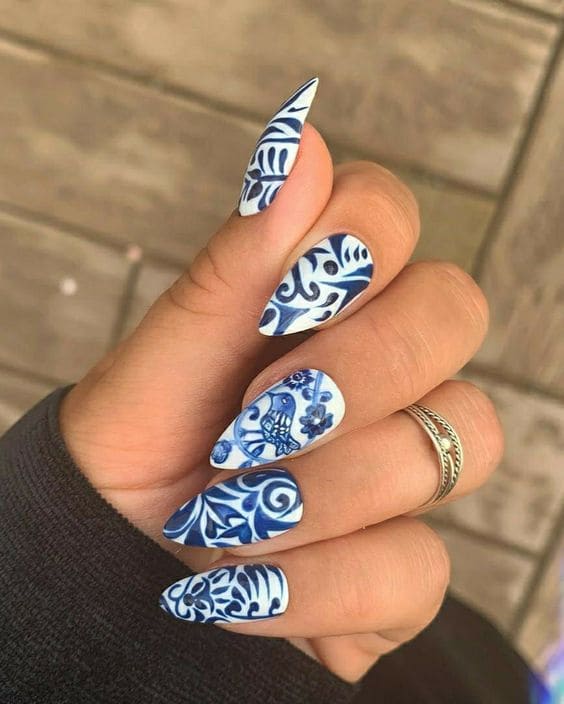 Floral Porcelain Acrylic Nail Set5