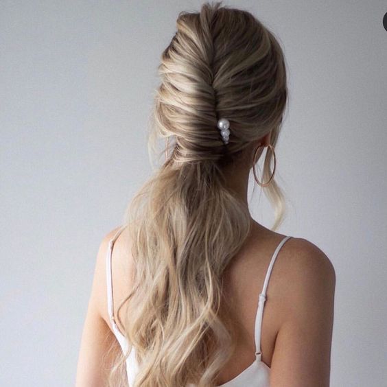  French Roll Ponytail