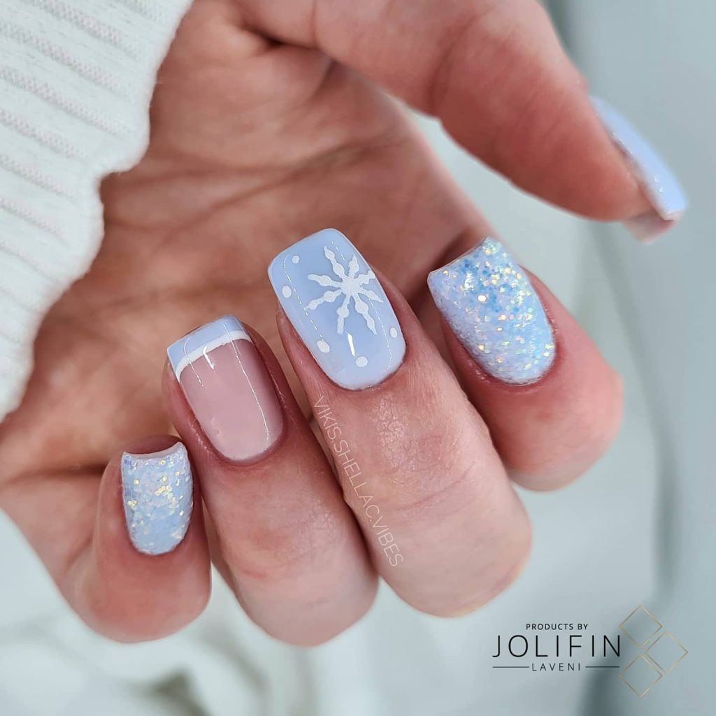  Frosty Blue Manicure Designs