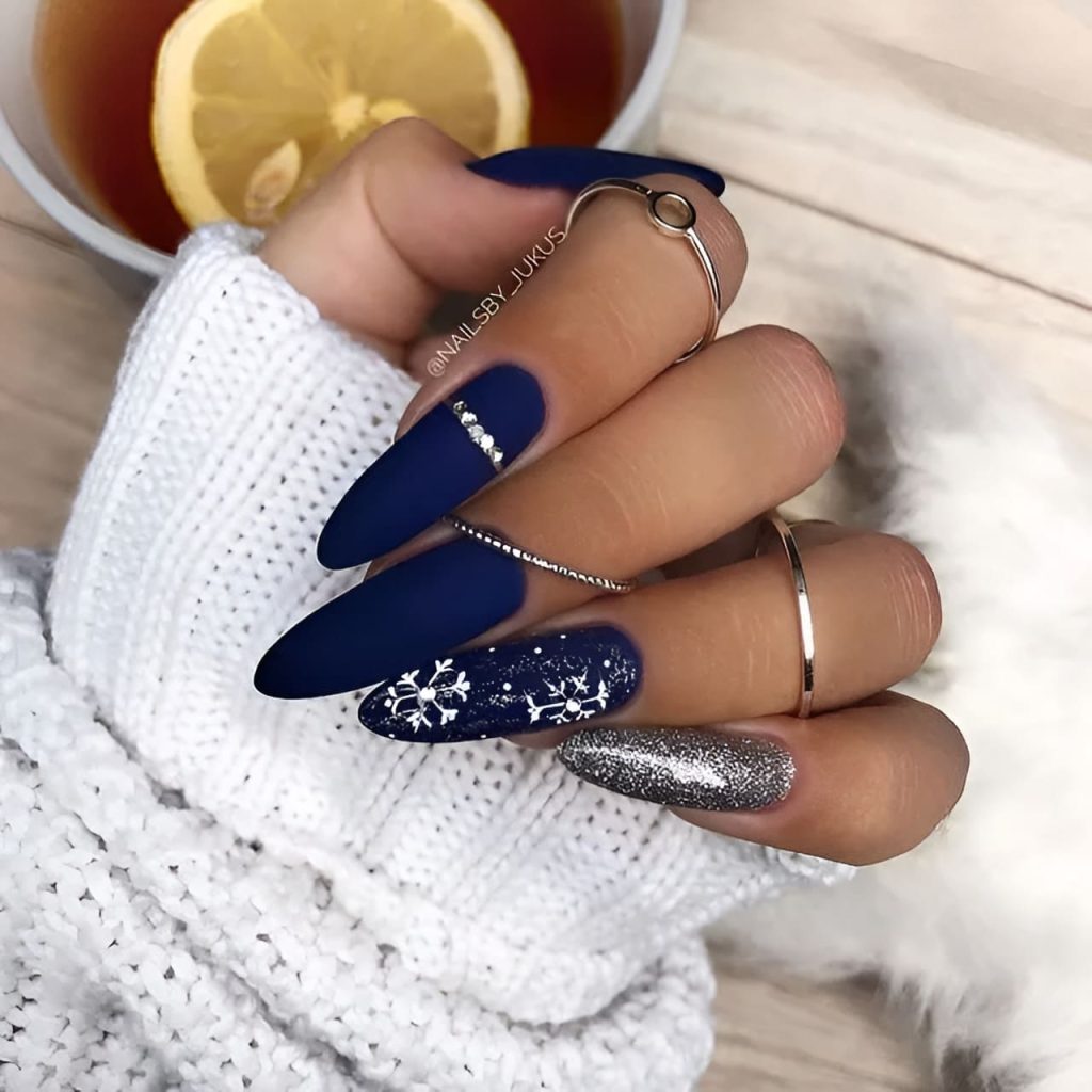  Frosty Blue Manicure Designs