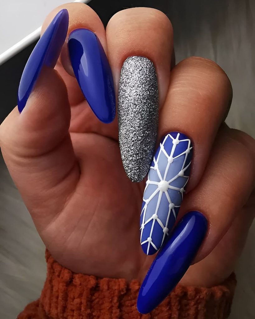  Frosty Blue Manicure Designs