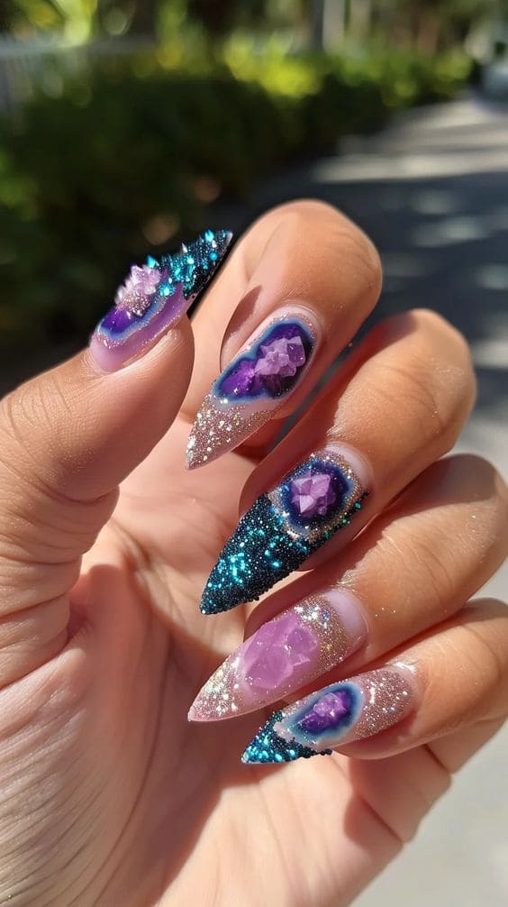 Geode Acrylic Nail Set1