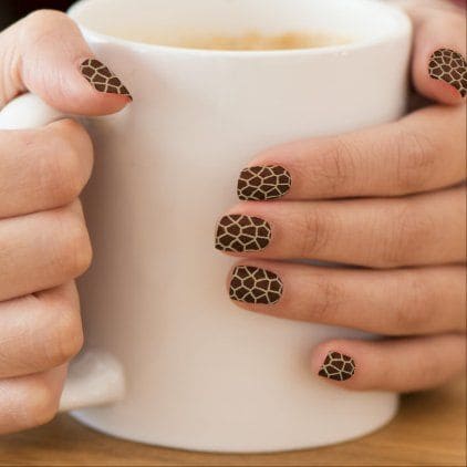  Giraffe Print Nail Art