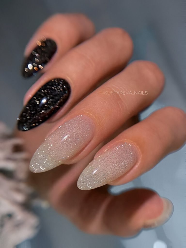 Glittered Festive Manicure Ideas