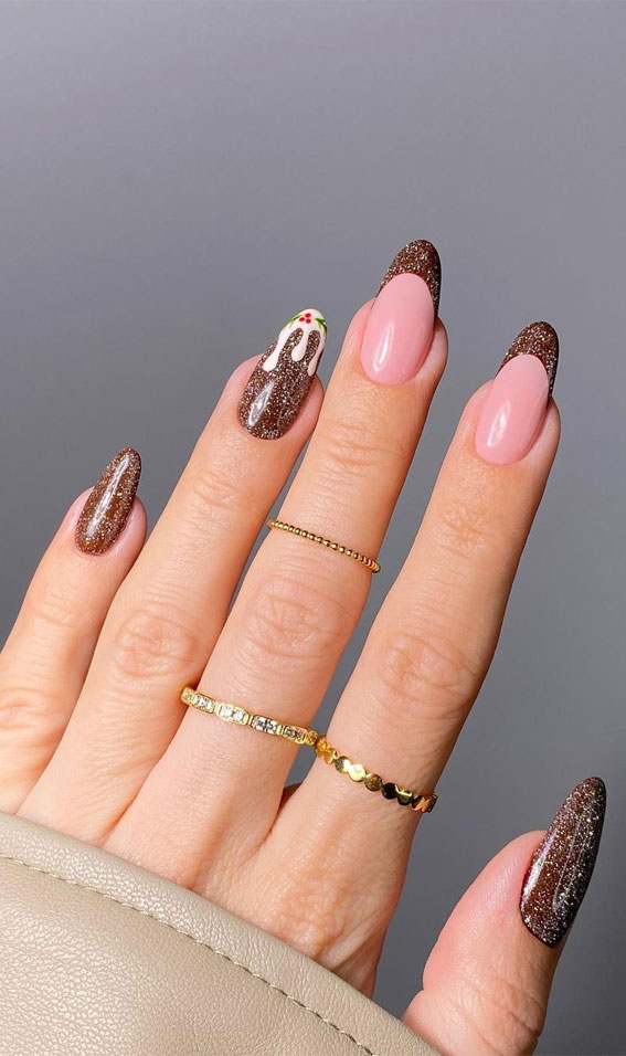 Glittered Holiday Manicures