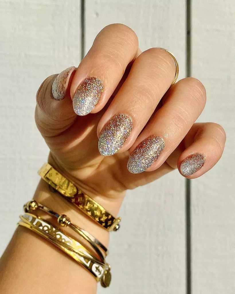 Glittered Nails For Holiday