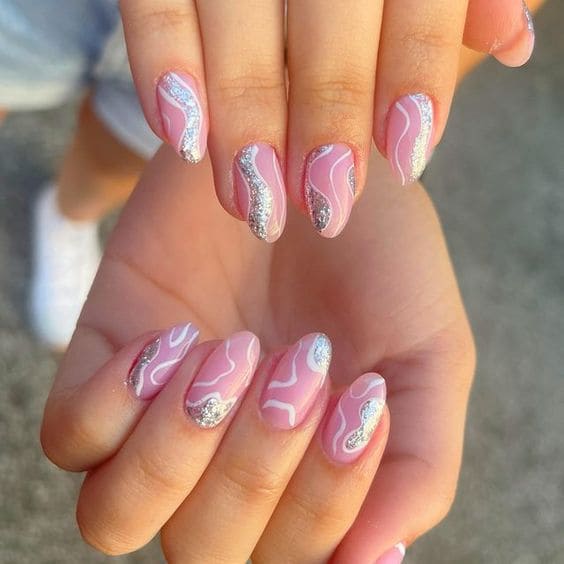 Glittery Swirl Nails